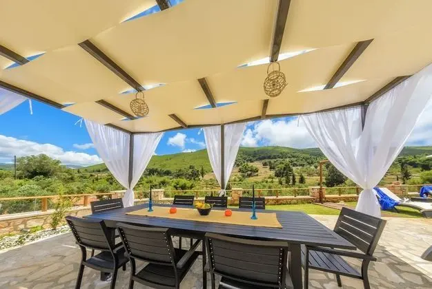 Family Villa, 3 Yatak Odası, Kişiye Özel Havuzlu