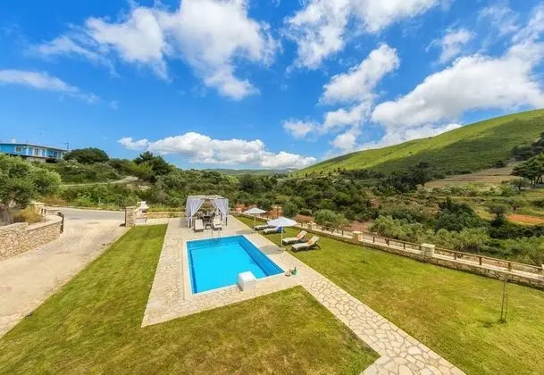 Family Villa, 3 Yatak Odası, Kişiye Özel Havuzlu