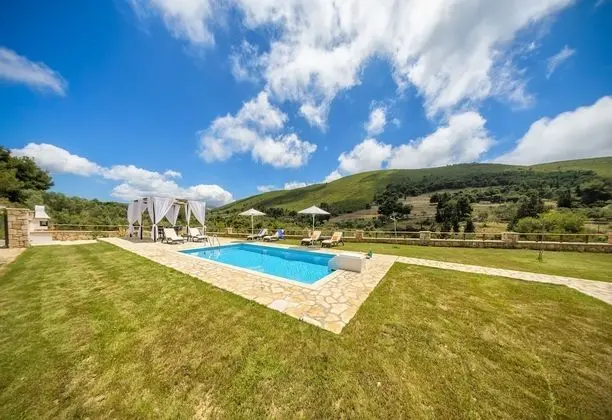 Family Villa, 3 Yatak Odası, Kişiye Özel Havuzlu