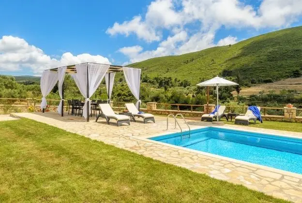 Family Villa, 3 Yatak Odası, Kişiye Özel Havuzlu