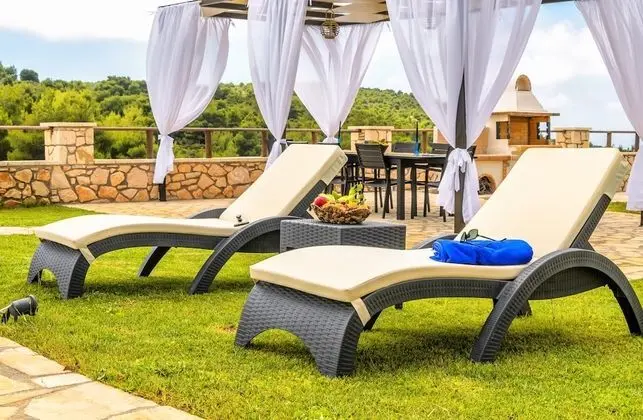 Family Villa, 3 Yatak Odası, Kişiye Özel Havuzlu