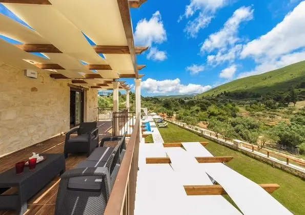 Family Villa, 3 Yatak Odası, Kişiye Özel Havuzlu