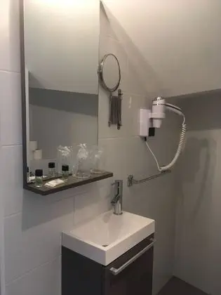 Tek Büyük Yataklı Oda (Attic, 2nd floor without elevator)