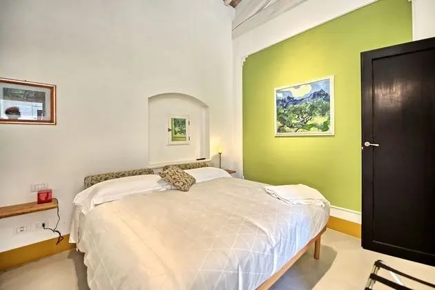 Ev, 6 Yatak Odası (Villa Eden)