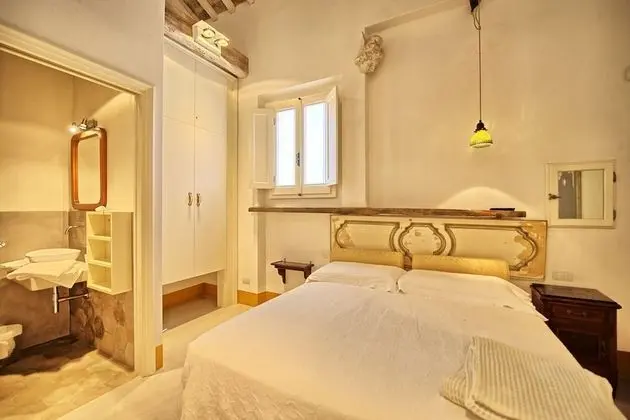 Ev, 6 Yatak Odası (Villa Eden)