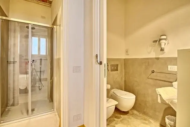 Ev, 6 Yatak Odası (Villa Eden)