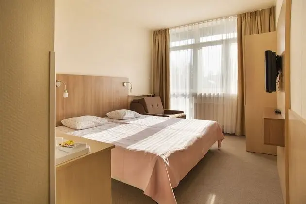 Standard Tek Büyük Yataklı Oda