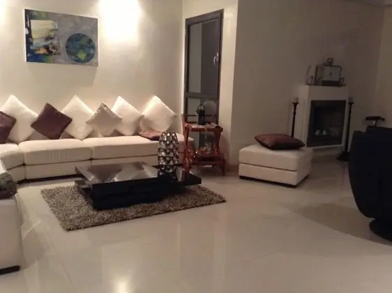 Deluxe Apart Daire, Sigara İçilmez