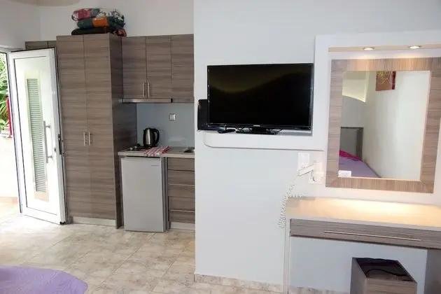 Deluxe Stüdyo (Triple)