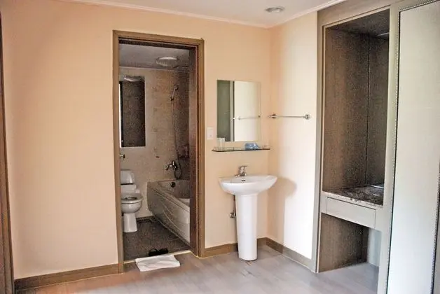 Çatı Katı Süiti (Penthouse) (46, slopeview&futon:extra fee onsite)