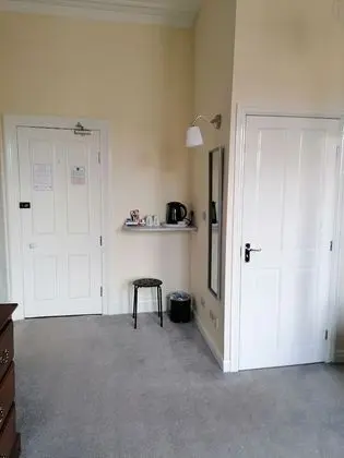 Tek Büyük Yataklı Oda, Banyolu/Duşlu (Four Poster)