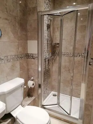 Tek Büyük Yataklı Oda, Banyolu/Duşlu (Four Poster)