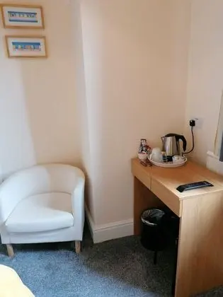 Tek Kişilik Oda, Banyolu/Duşlu (B&B)