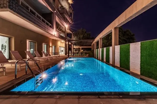 Luxury Çatı Katı Süiti (Penthouse), 4 Yatak Odası, Sigara İçilmez, Kişiye Özel Havuzlu