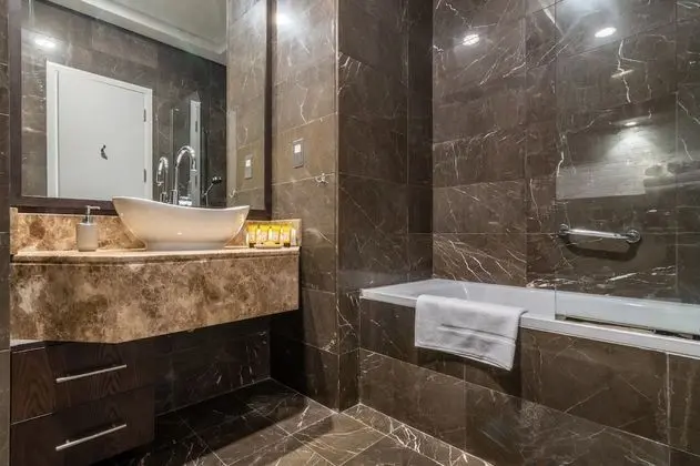 Luxury Çatı Katı Süiti (Penthouse), 4 Yatak Odası, Sigara İçilmez, Kişiye Özel Havuzlu