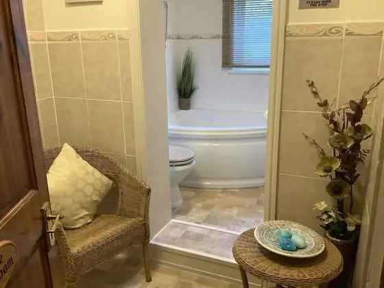 Tek Büyük veya İki Ayrı Yataklı Oda, Özel Banyo (Rose)
