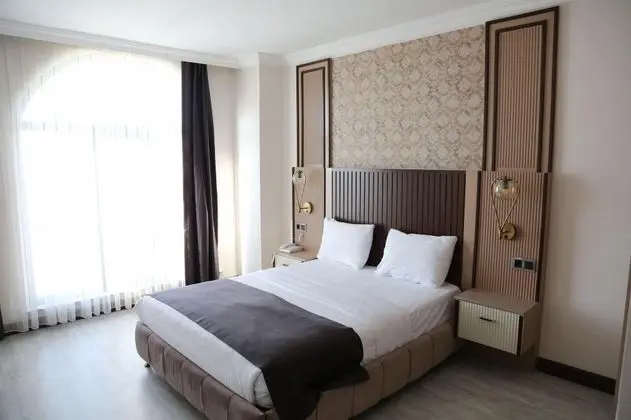 https://images.odamax.com/img/1024x768/odamax/image/upload/Edens_Hotel_VAN_202501141825373_1Z4A3098_min.JPG
