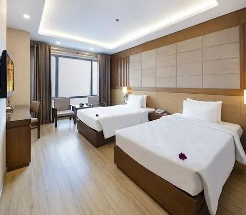 Deluxe İki Ayrı Yataklı Oda (Window (free minibar))