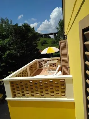 Tek Büyük Yataklı Oda, Balkon