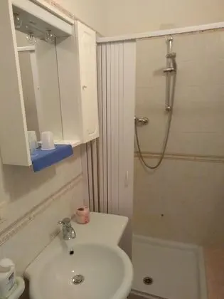 Tek Büyük Yataklı Oda, Balkon
