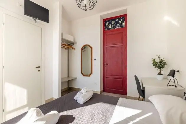 Tek Büyük Yataklı Oda (2 - Santa Nicolicchia)