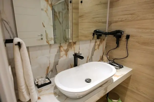 Standard Oda, 1 En Büyük (King) Boy Yatak