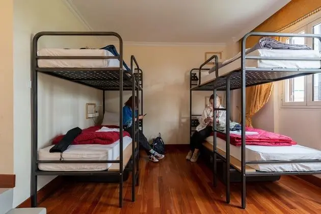 Ortak Ranzalı Oda, Karma Ranzalı Oda (4 People)