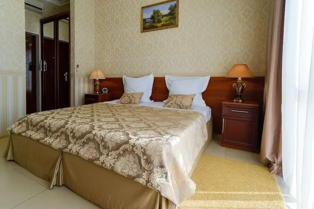 Standard Tek Büyük veya İki Ayrı Yataklı Oda