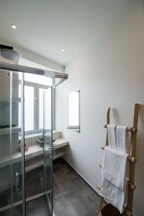 Deluxe Tek Büyük Yataklı Oda, 1 Büyük (Queen) Boy Yatak, Balkon/Veranda, Şehir Manzaralı (Carmen)