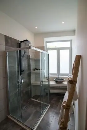 Deluxe Tek Büyük Yataklı Oda, 1 Büyük (Queen) Boy Yatak, Balkon/Veranda, Şehir Manzaralı (Carmen)