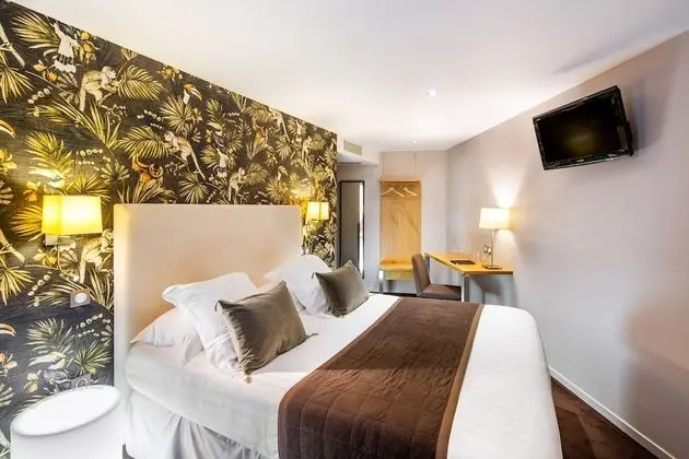 Comfort Tek Büyük Yataklı Oda