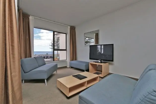 Standard Süit, 1 Yatak Odası, Sigara İçilmez, Mutfak (Upstairs)