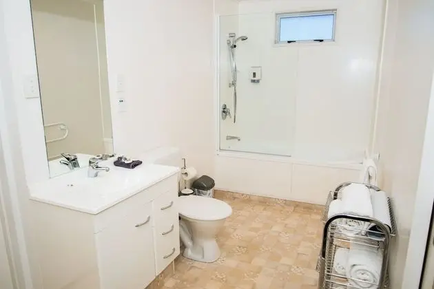 Standard Süit, 1 Yatak Odası, Sigara İçilmez, Küçük Mutfak (LAKEFRONT)