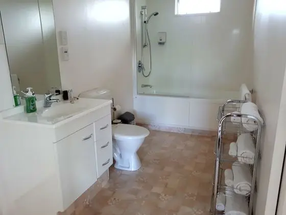 Standard Süit, 1 Yatak Odası, Sigara İçilmez, Küçük Mutfak (LAKEFRONT)