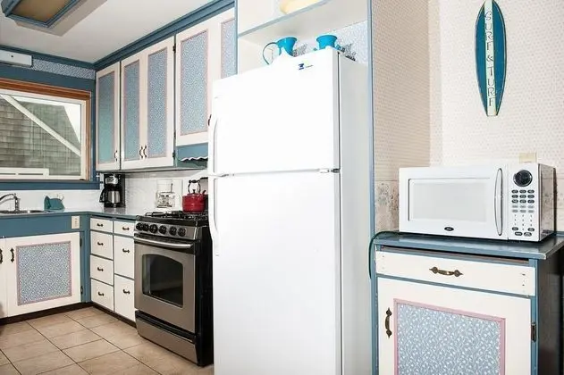 Ev, Birden Çok Yatak (Edgewood Escape)