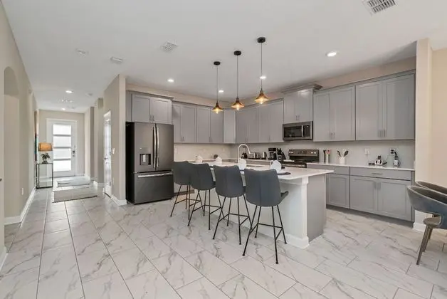 Villa (2772BOOKMARK)