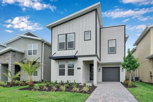 Villa (2772BOOKMARK)
