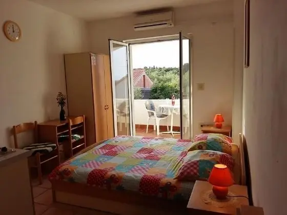 Stüdyo (Edi - 40 m from beach - SA4(2))