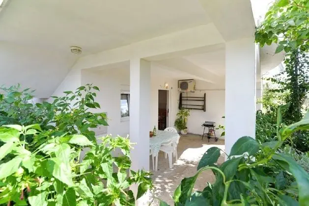 Apart Daire (Edi - amazing location by the sea - A)