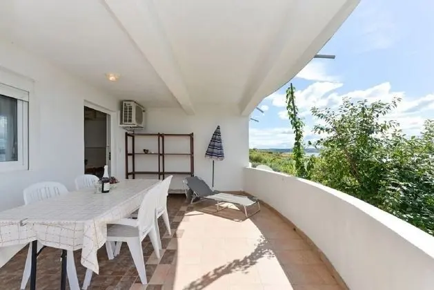 Apart Daire (Edi - amazing location by the sea - A)