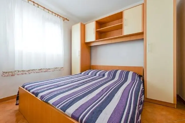 Apart Daire (Edi - amazing location by the sea - A)