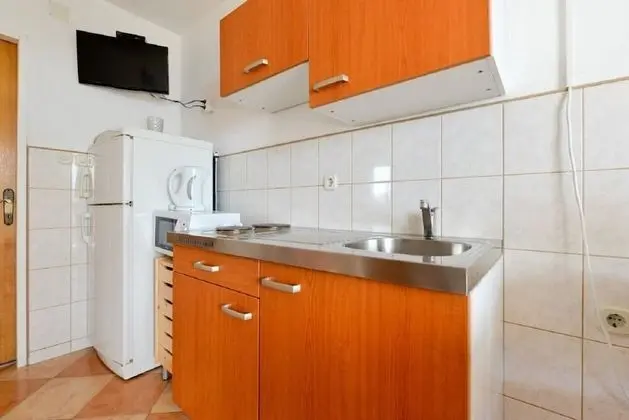 Apart Daire (Edi - amazing location by the sea - A)