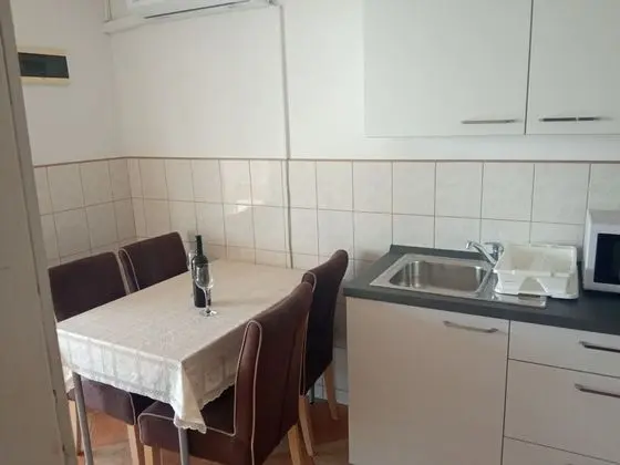 Apart Daire (Edi - amazing location by the sea - A)