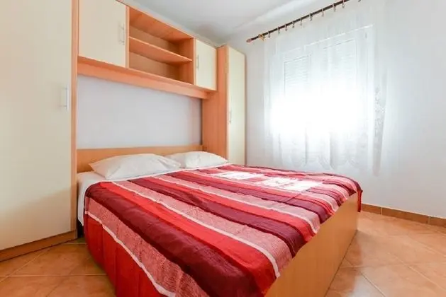 Apart Daire (Edi - amazing location by the sea - A)