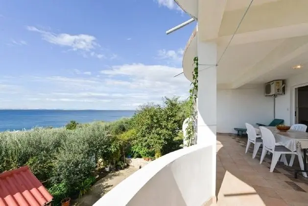 Apart Daire (Edi - amazing location by the sea - A)