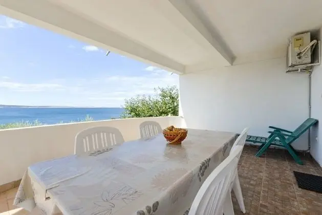 Apart Daire (Edi - amazing location by the sea - A)
