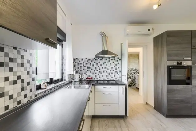 Apart Daire (Edi - amazing location by the sea - A)