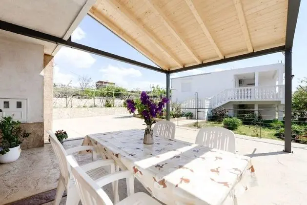 Apart Daire (Edi - amazing location by the sea - A)