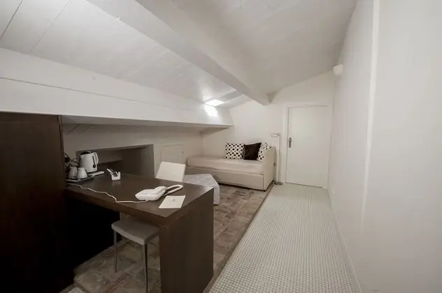 Junior Süit, Teras, Deniz Manzaralı (Junior Suite Standard Rate)