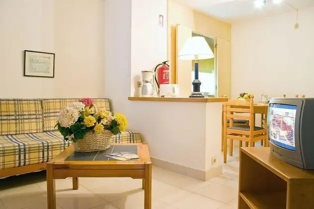 Basic Stüdyo, Şehir Manzaralı